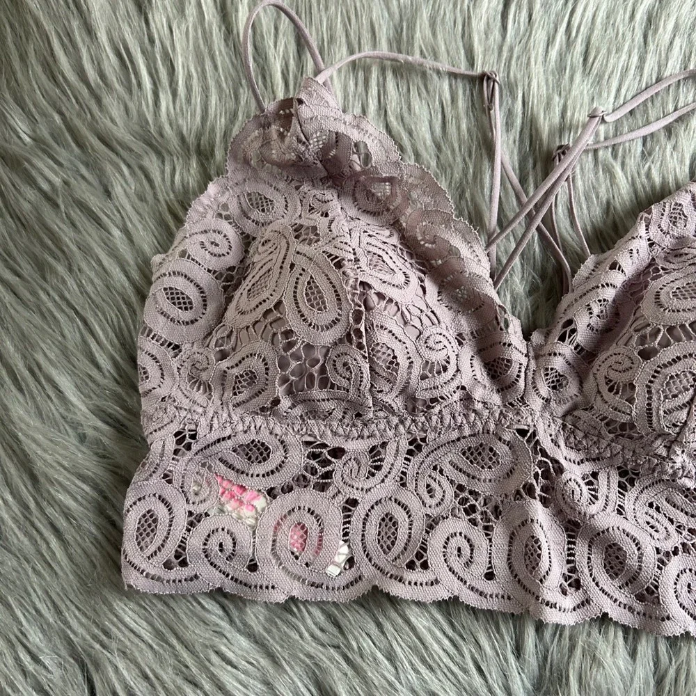 PINK‎ Victoria's Secret Wireless Bralette Womens Size Large Purple Lace Bra